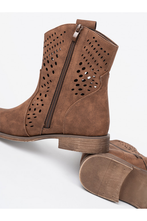  pruunid värvi lumesaapad