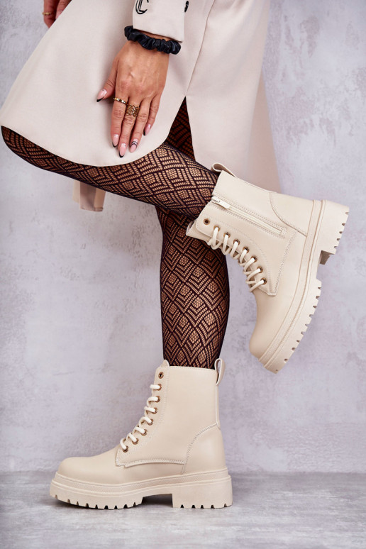 Naiste poolsaapad naturaalsest nahast voodriga Elevandiluu värvi Dorchen