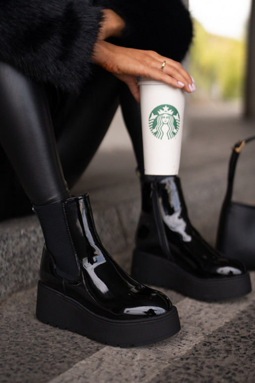 Laque Naiste poolsaapad platvormiga I Koturnie voodriga Must Wloedia