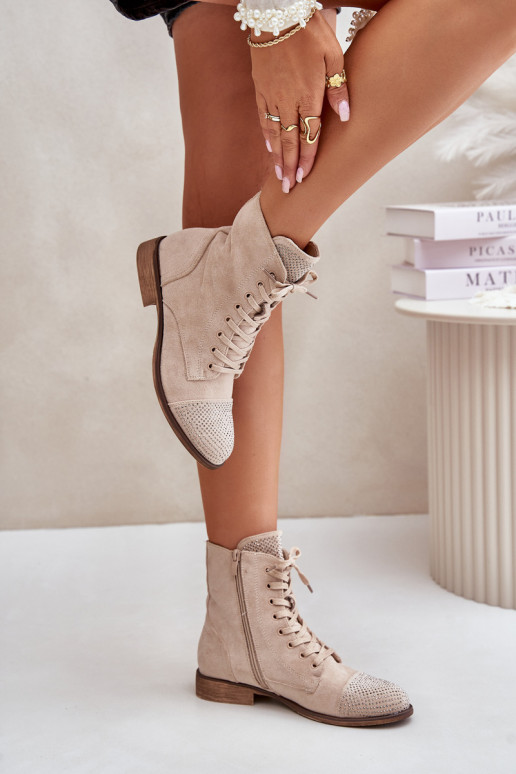 Kaunistustega Naiste poolsaapad laiade nööridega owe voodriga Elevandiluu värvi Ellieo