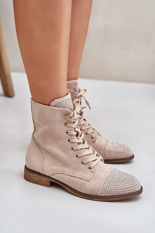 Kaunistustega Naiste poolsaapad laiade nööridega owe voodriga Elevandiluu värvi Ellieo