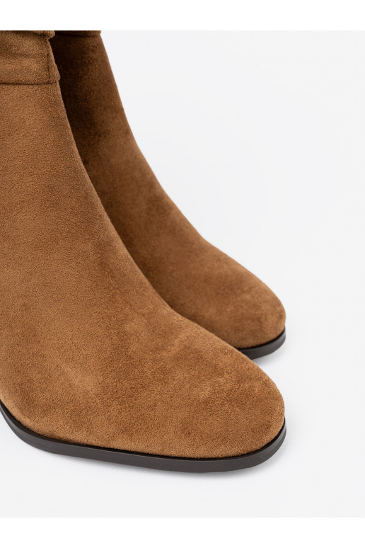 Pruunid värvi lumesaapad  i obcasem