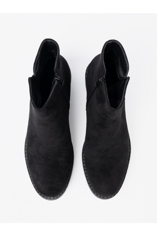 Proste Mustad lumesaapad na komfortowym obcasie