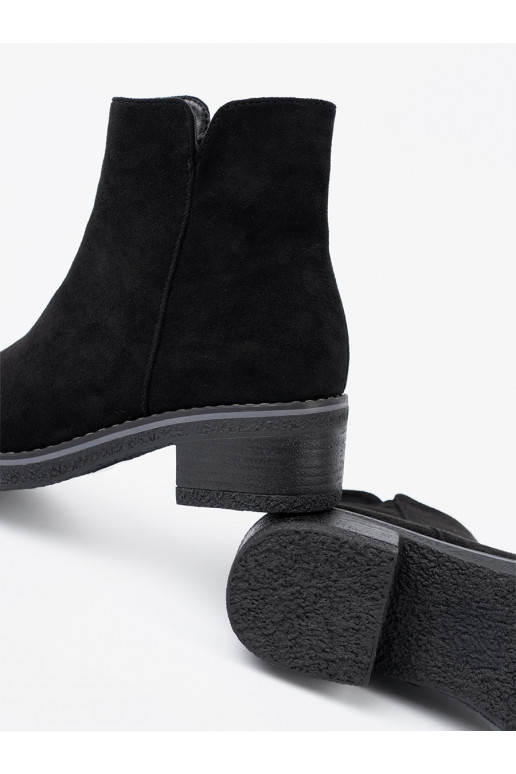 Proste Mustad lumesaapad na komfortowym obcasie