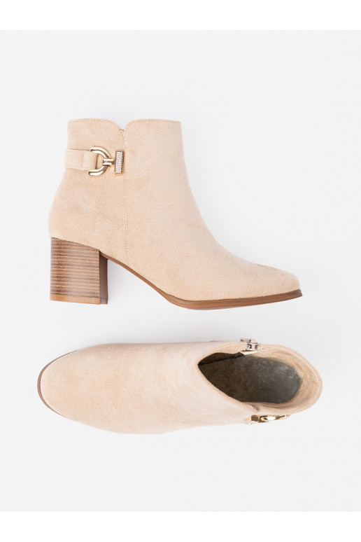 Elegantsed lumesaapad kolorze jasnego beżu