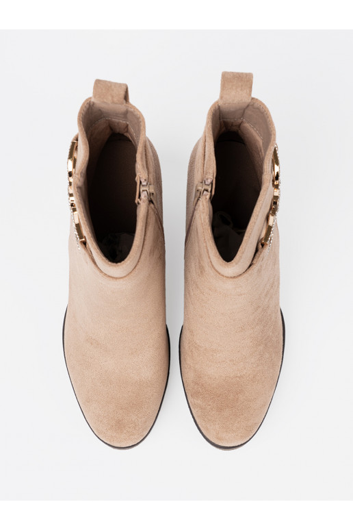 beeži värvi lumesaapad  