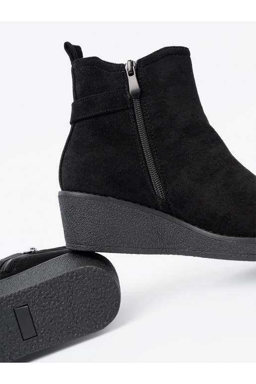 seemisnakhsed lumesaapad Mustad z elastyczną wstawką