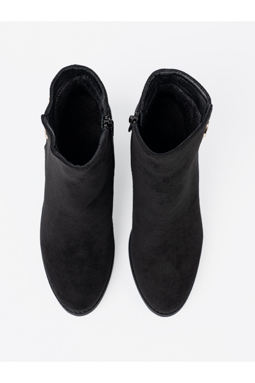 Must naiste saapad z elegancką sprzączką