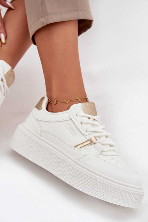 Naisten valged sneakers stiilis kingad platvormiga Big Star SS274359