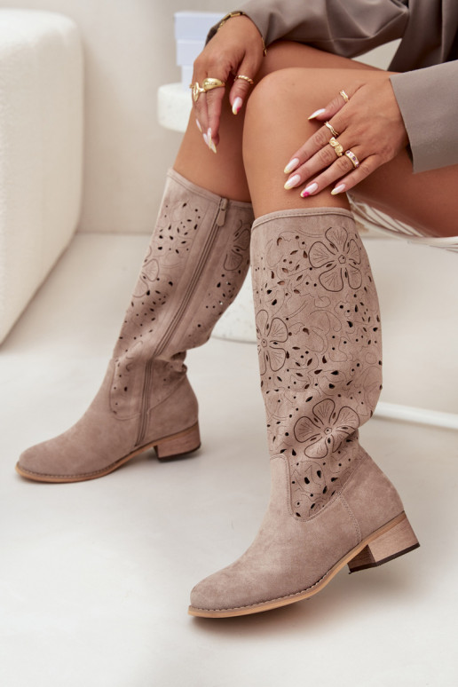  naiste pika säärega saapad  owe Nööpidega  beeži värvi Orchides