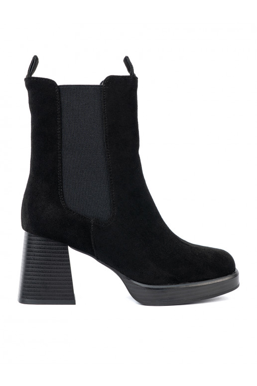 Elegantsed  z mi wstawkami