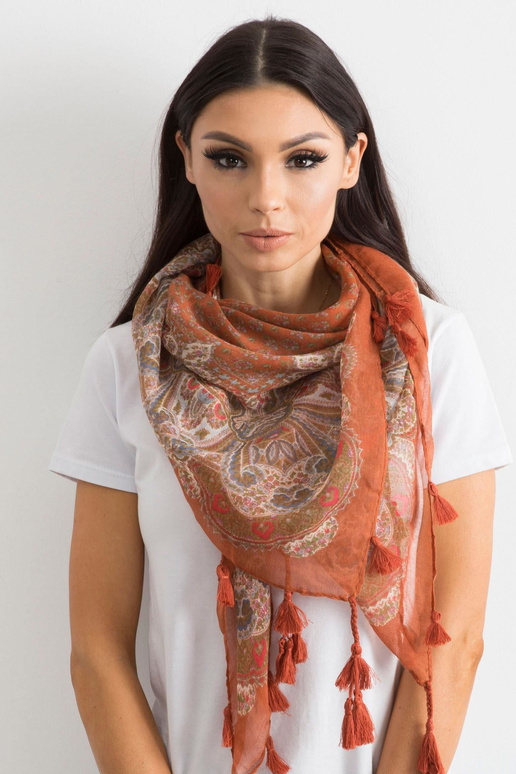 Helepruun sall trükise ja narmastega