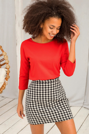 Aprilli punane pluus