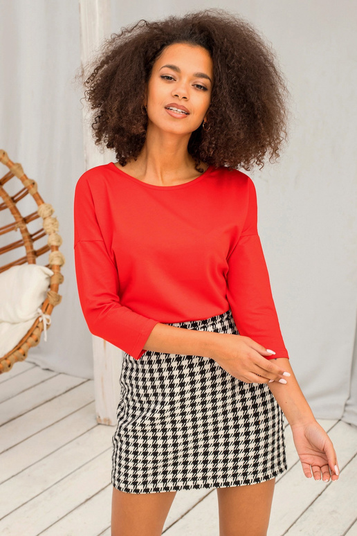 Aprilli punane pluus