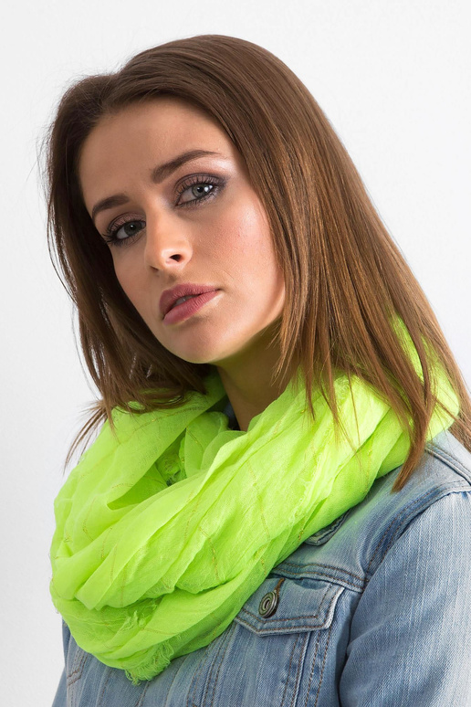 Fluo kollane metallniidiga sall