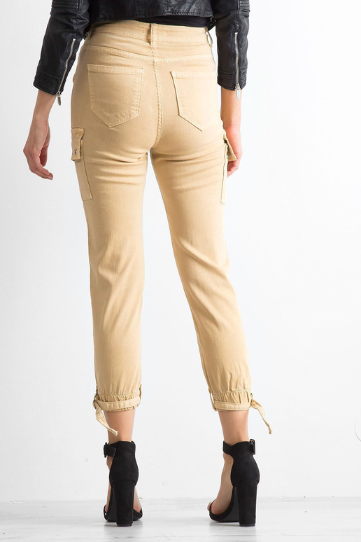 Beežid vintage püksid