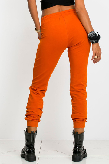 Tumeoranžid püksid Kiiremini 2