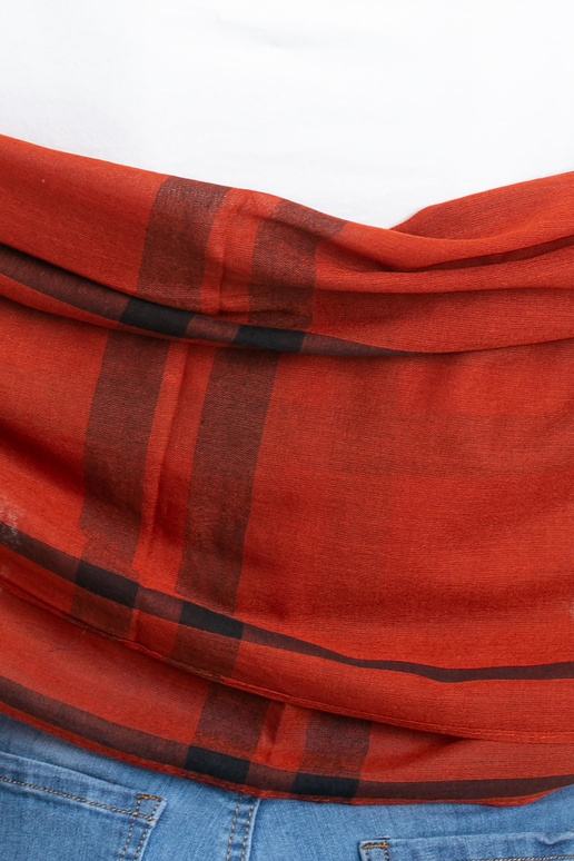 Pruun ruuduline tropp