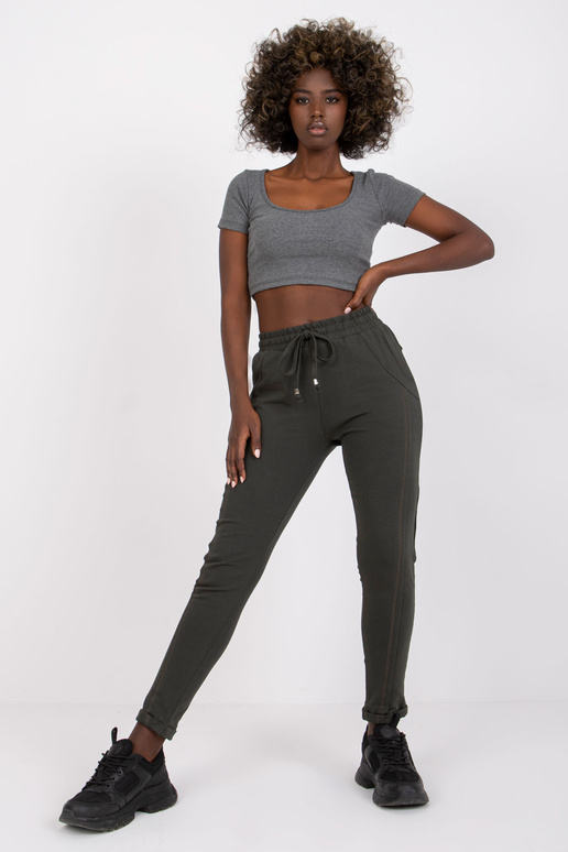 Tumedad khakivärvi püksid Ligipääsetavad