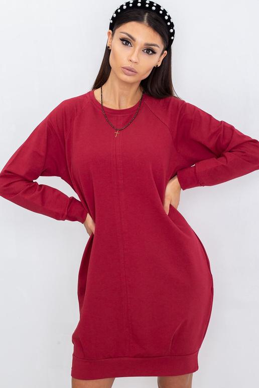 Cristine'i Burgundia kleit