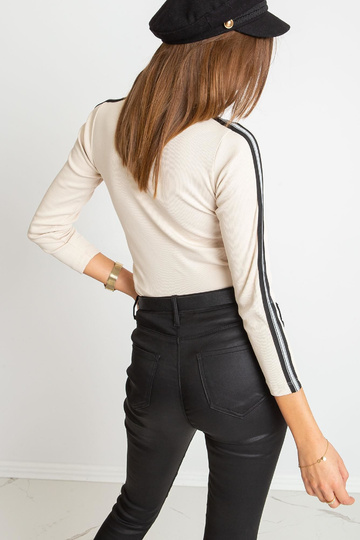 Beež pluus Priority