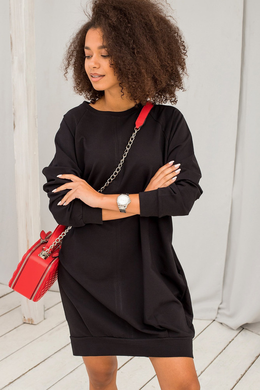 Must kleit Cristine Must kleit Cristine