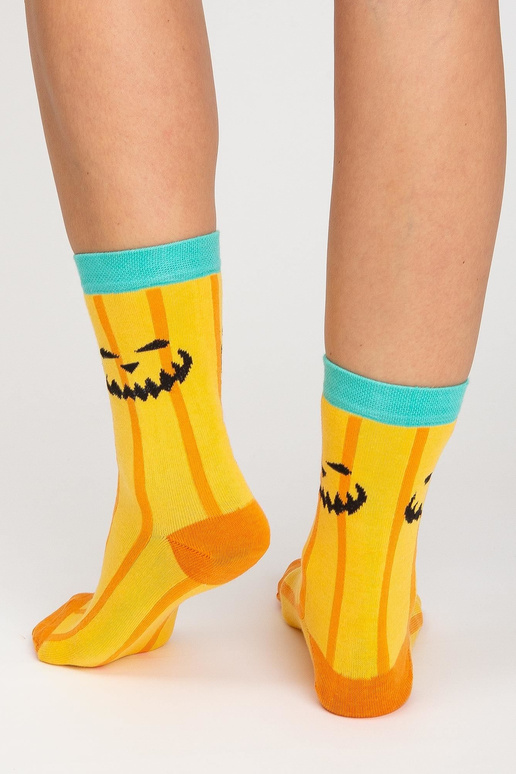 Värviline puuvillaste sokkide komplekt