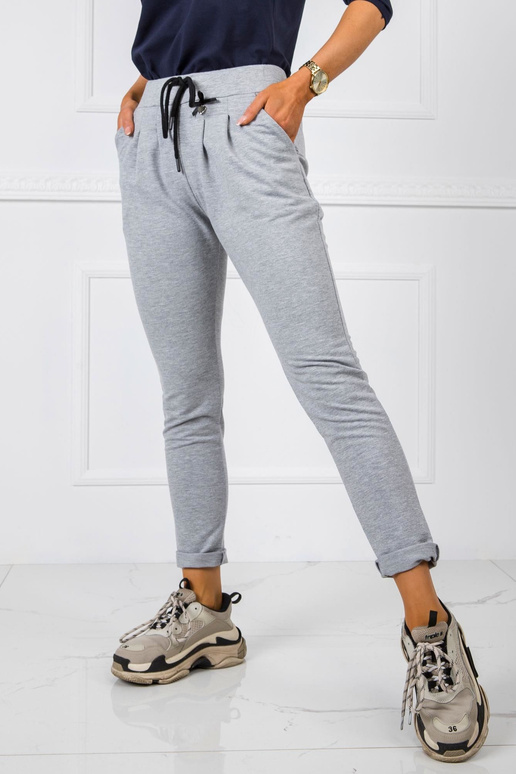 Hallid Jessi püksid