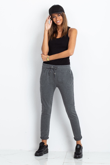 Tumehallid kadentsipüksid