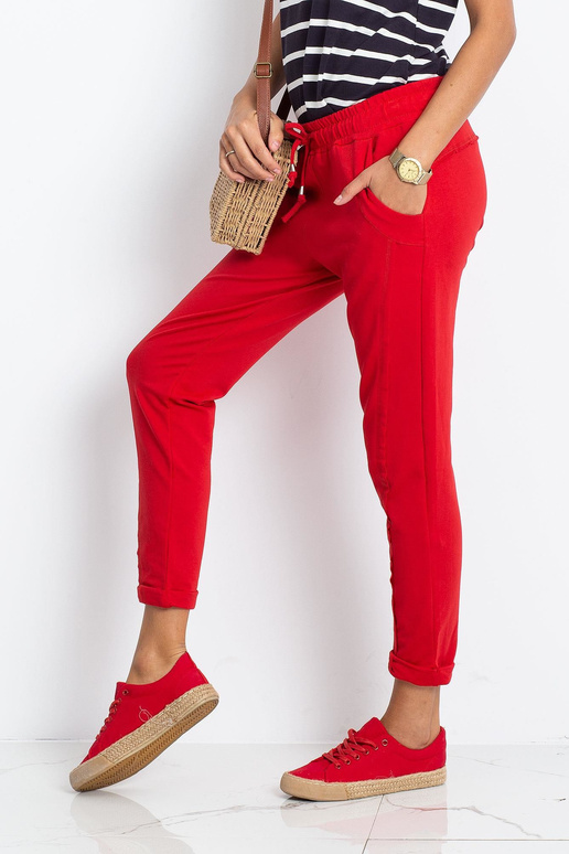 Ligipääsetavad punased püksid