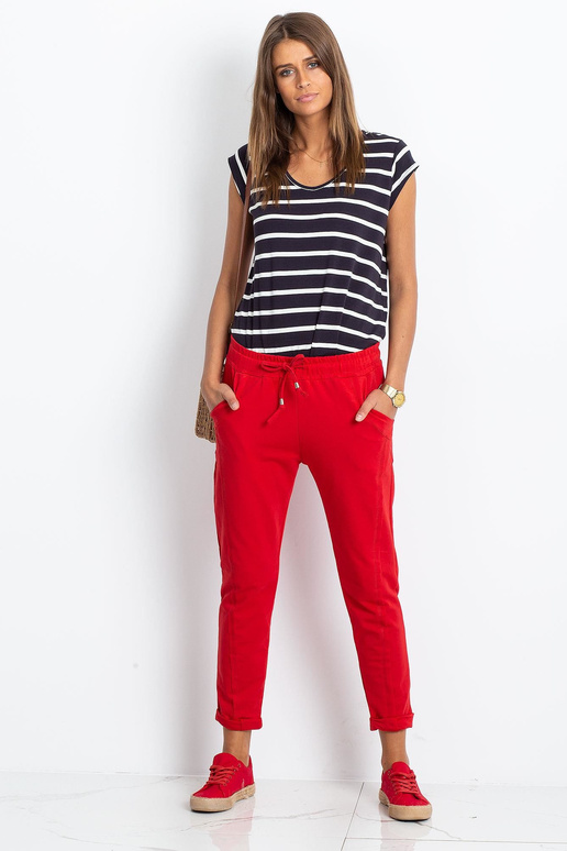 Ligipääsetavad punased püksid