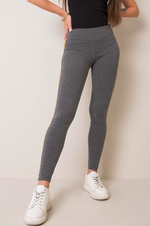 Tumehalli-kuldsed retuusid Rissa RUE...