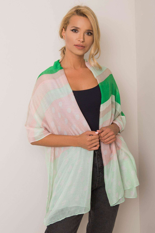 Roheline sall triipude ja hernestega