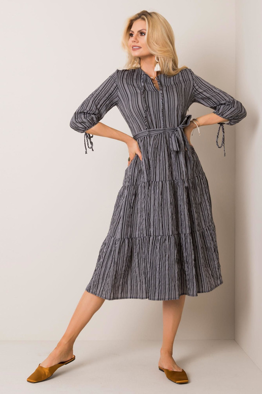 Hall ja must Hannah kleit