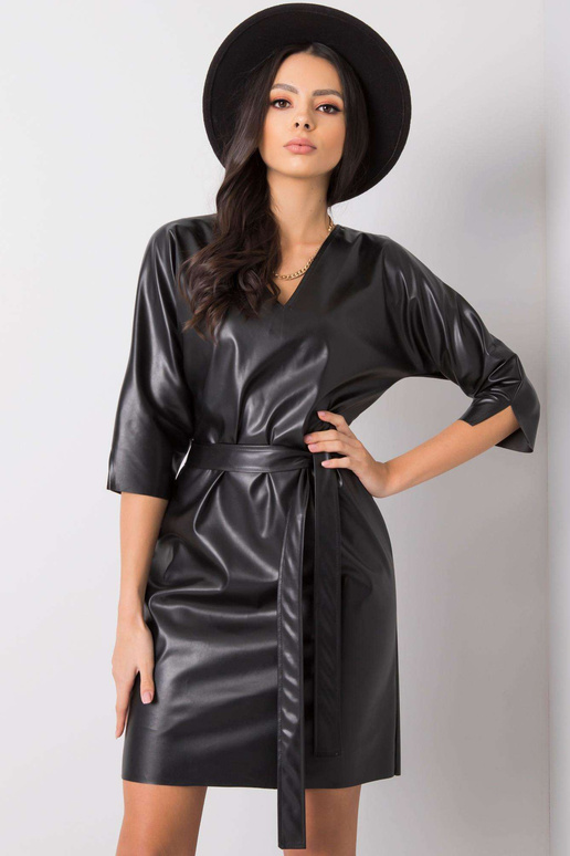 Must keskkonnasõbralik nahast kleit