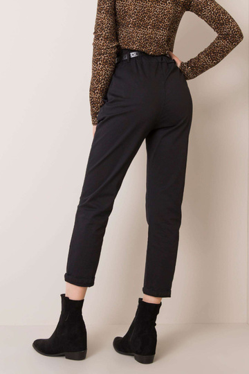 Cassie mustad püksid 2