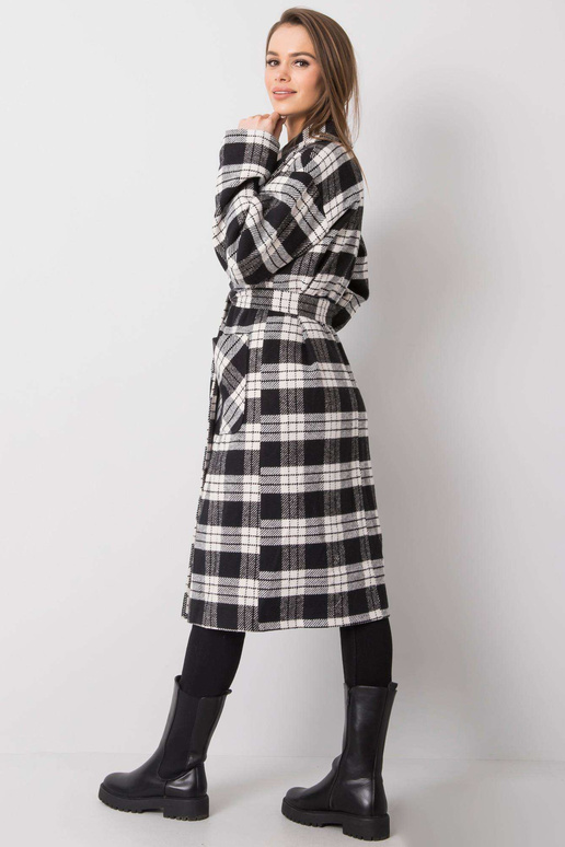 Yasmin Must-valge ruuduline mantel