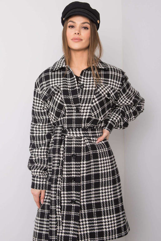 Elina must-valge ruuduline mantel Elina must-valge ruuduline mantel