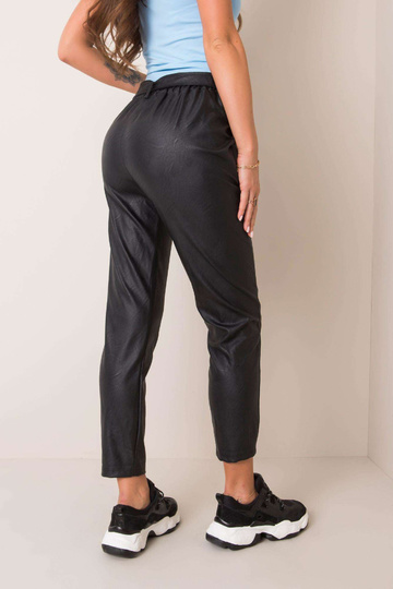 Sophia mustad püksid 2