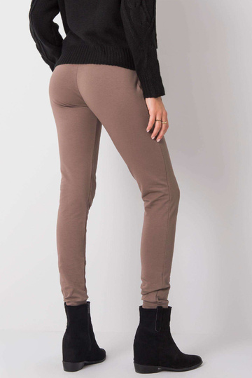 Helepruunid dressipüksid...