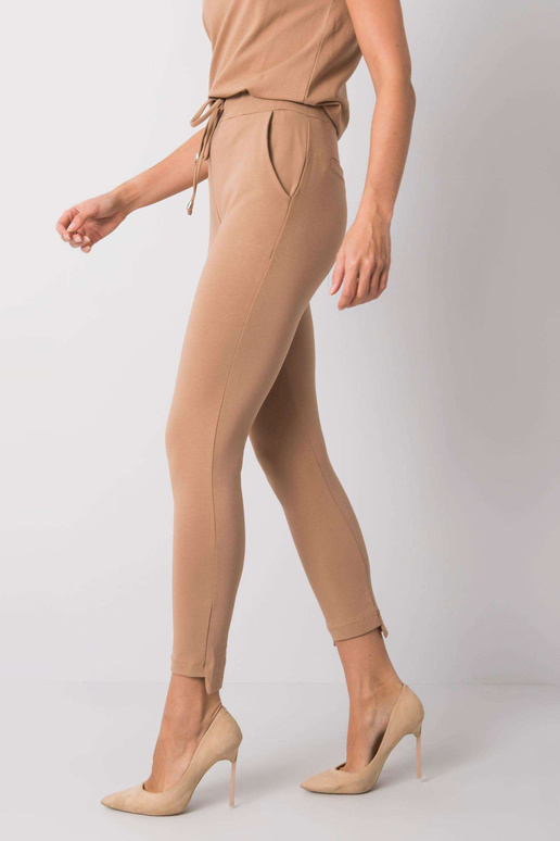 Kaamelipüksid Deborah