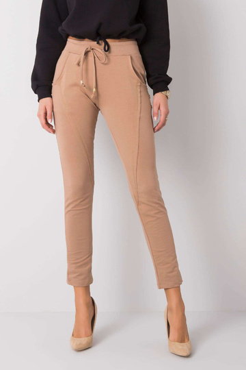 Kaamelipüksid Benitta