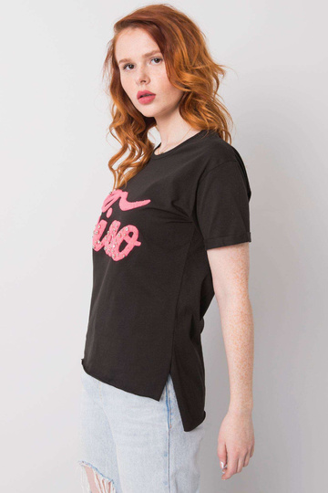 Must T-särk Eriniga