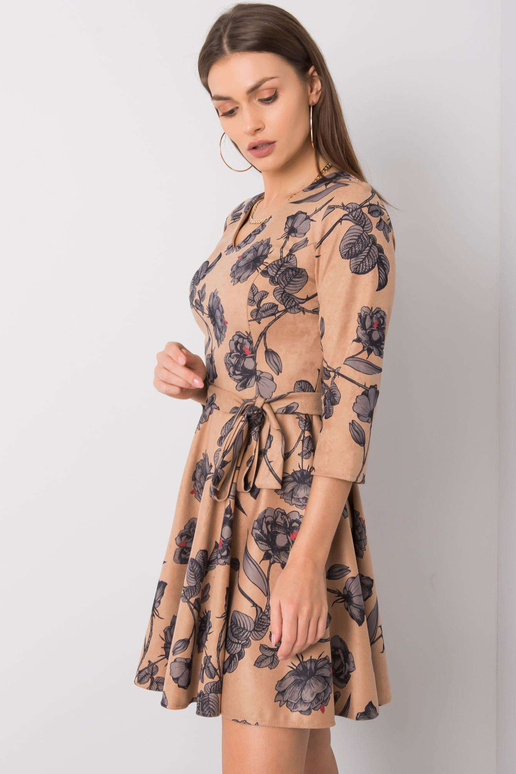 Issa beež hall kleit