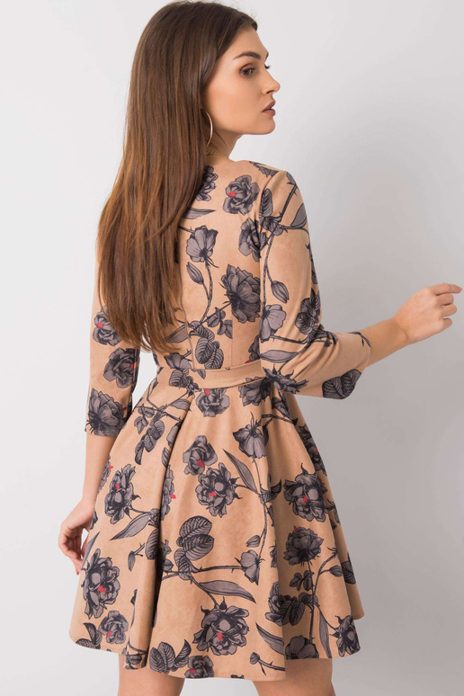 Issa beež hall kleit