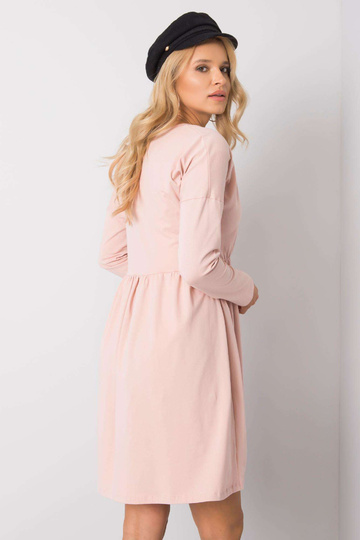 Määrdunud roosa kleit... 2