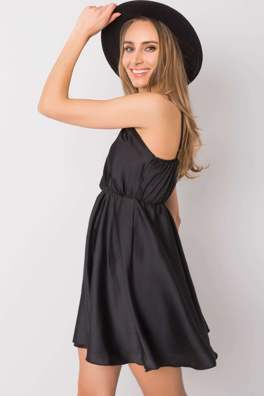 Audrey OH BELLA must kleit Audrey OH BELLA must kleit