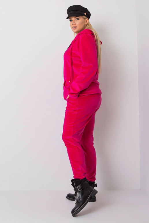 Roosa veluur pluss suuruses komplekt...