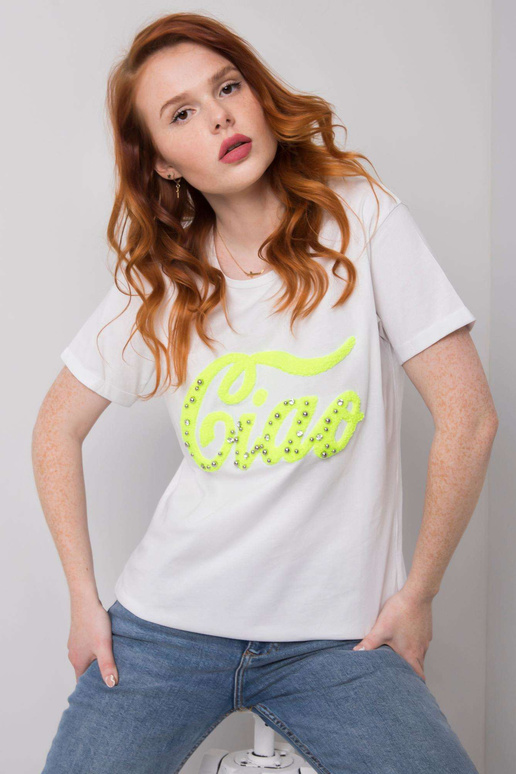 Valge Erini aplikatsiooniga T-särk