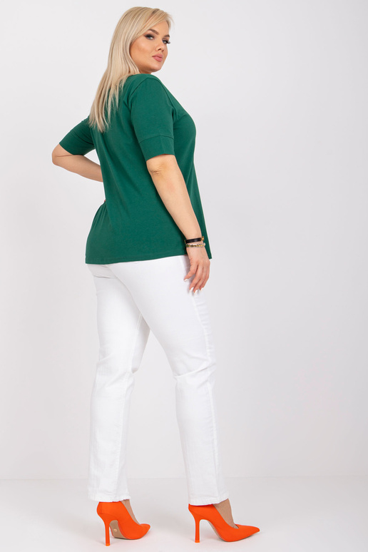 Tumeroheline suures suuruses...